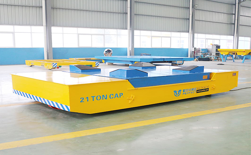 大型設(shè)備生產(chǎn)車間 大型設(shè)備生產(chǎn)車間