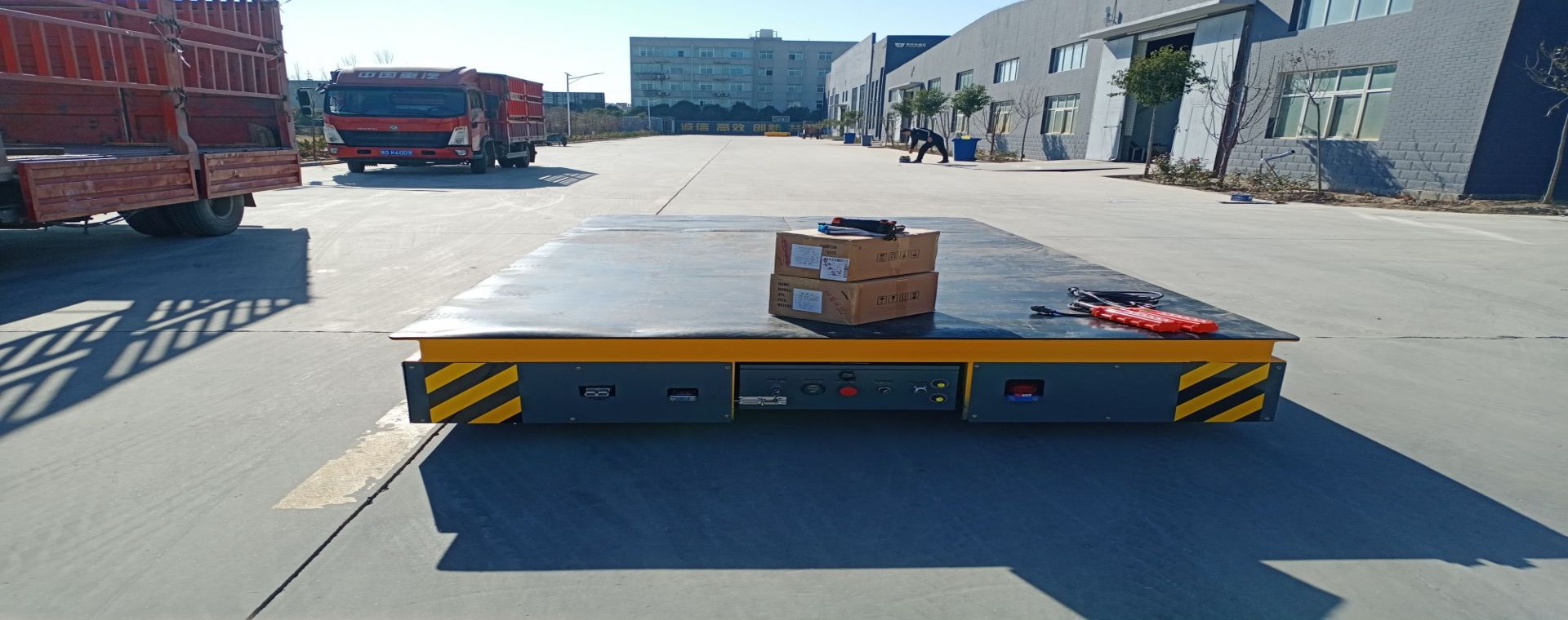 吉林省5噸無軌膠輪車