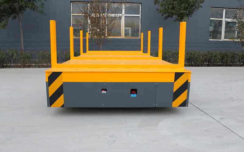 搬運設(shè)備現(xiàn)場