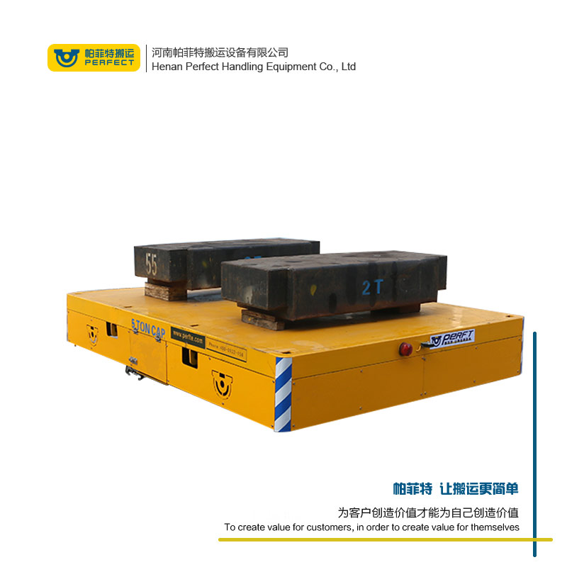 自動(dòng)化搬運(yùn)車圖片